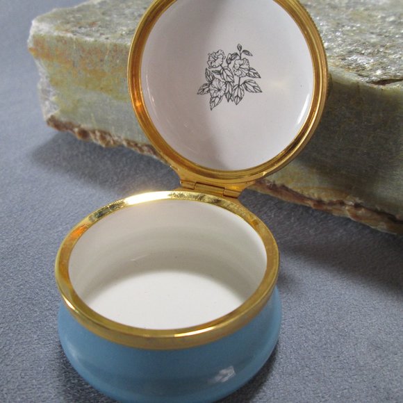 Halcyon Days Enamel Box CAPUCHIN Monkey - Picture 4 of 8